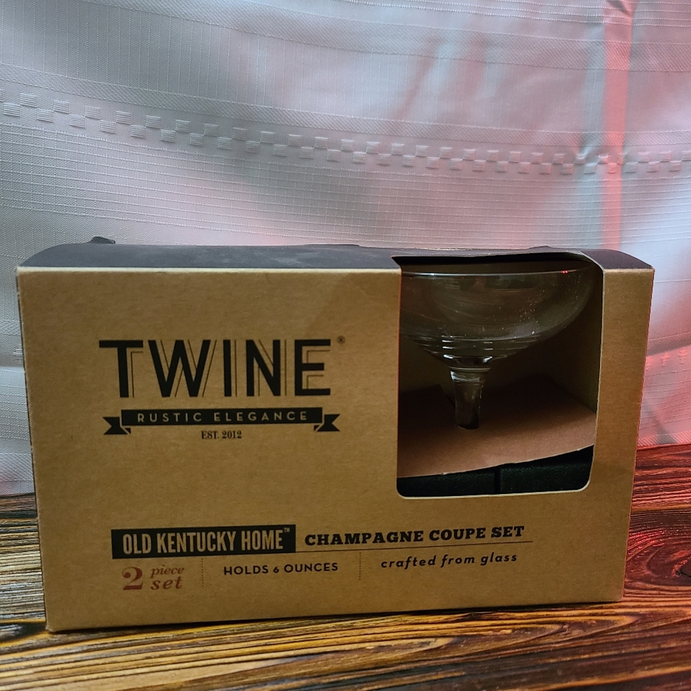 Twine Old Kentucky Home Champagne Coupe Set 6 oz Glasses New Opened Box